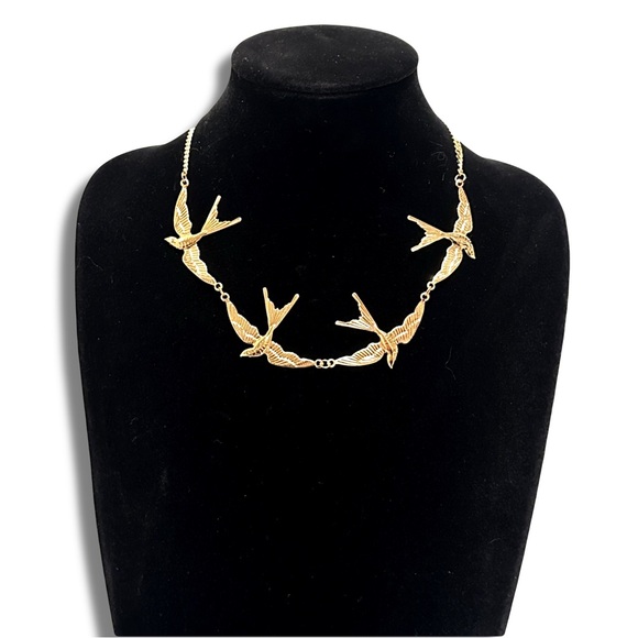 Artisan Gold-Tone Vintage-inspired Swallow Bird Bib Necklace | NWT - Picture 3 of 6